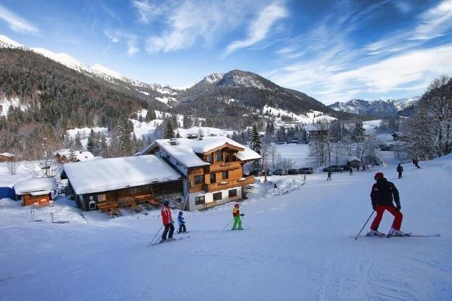 Natursport Heutal Appartements Ski-In & Ski-Out Unken Exterior photo