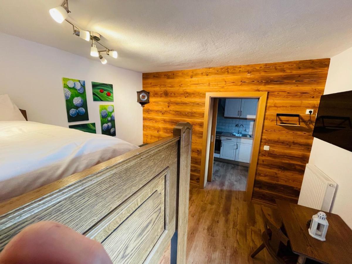 Natursport Heutal Appartements Ski-In & Ski-Out Unken Exterior photo